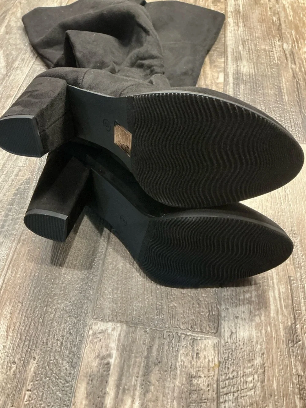 Dream Pairs Black Over-the-Knee Block Heel Boots Size 8